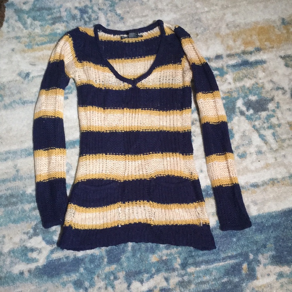 SOLD ModCloth Long Pocket Sweater L